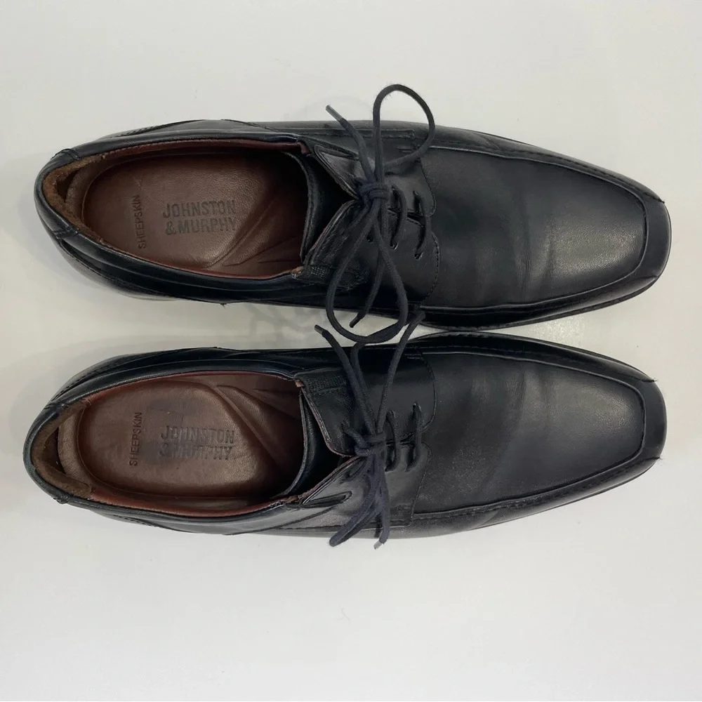 Johnston & Murphy Black Leather Bartlett Moc-Toe LaceUp Shoes, size 9.5